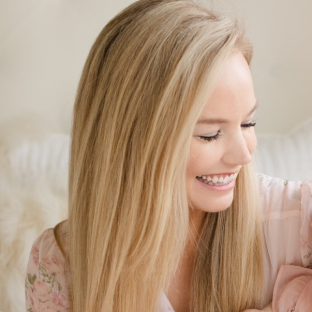 Meet your Posher, Alexandra